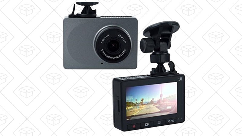 Cámara para el coche Yi 1080p/60, $42 con código MDTNISY3